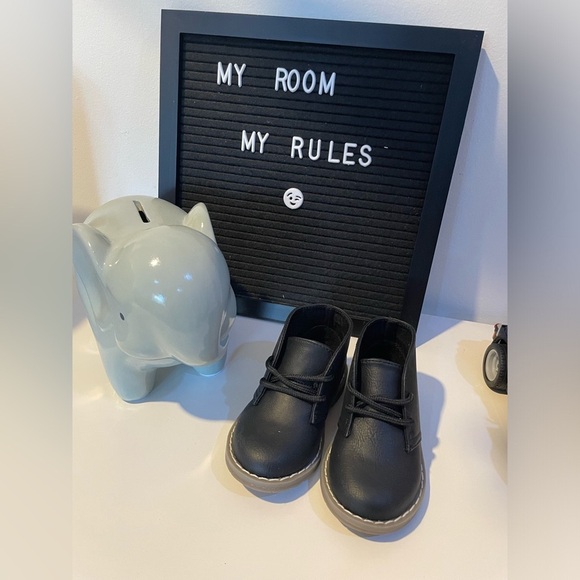 Children’s Place Toddler Boys Lace Up Boots - Black - Picture 1 of 5